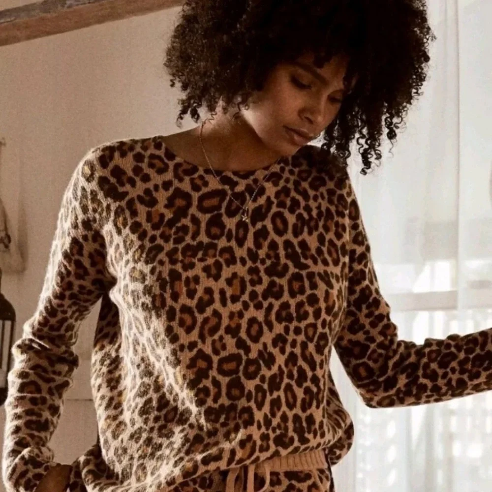Spell Wildcat Sweater - NWT - Tan and Brown Leopard - NWT - Sz. M- πππππ - Picture 1 of 10